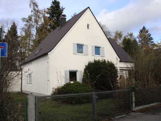 Mit handwerklichen Geschick ins tolle Eigenheim.
Einfamilienhaus in ruhiger Lage Klosterlechf