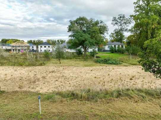 Sonniges Baugrundstück im Neubaugebiet von Dallgow - sofort bebaubar / voll erschlossen