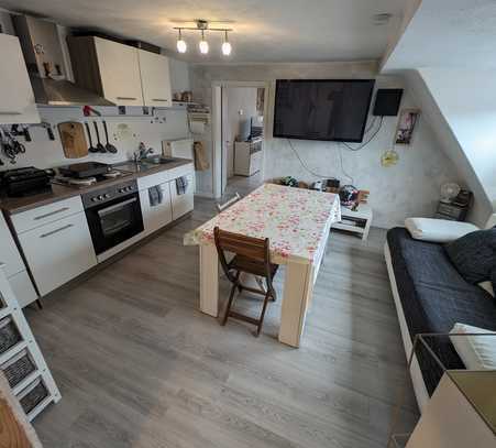 440 € - 38 m² - 2.0 Zi., Einbauküche