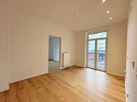 * BILK! ERSTBEZUG - TRAUMHAFTES CITY APARTMENT MIT BALKON UND FERNWÄRME *