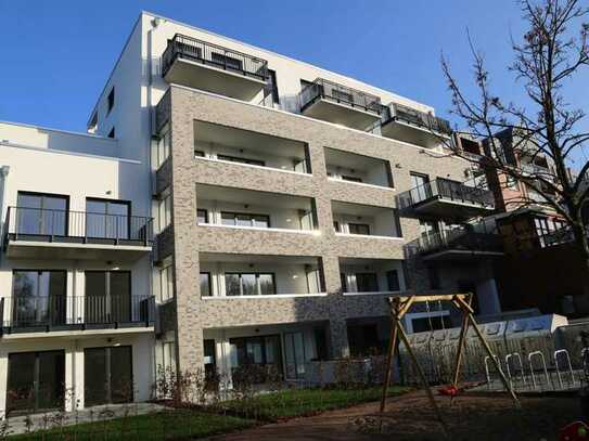 3 Zimmer Neubau Wohnung mit Balkon und Stellplatz!