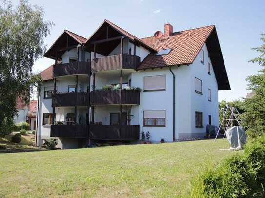 Attraktive 3-Zimmer-Wohnung mit großzügigen Balkon in Waldbüttelbrunn