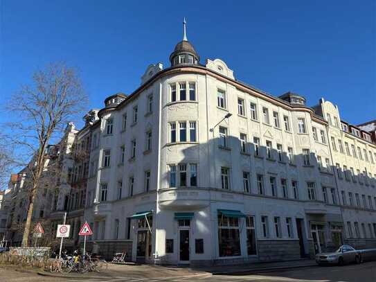 Großzügige 2-Raum-Wohnung in Schleußig