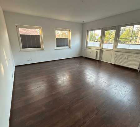 Flexible 3-Zimmer-Büro-/Wohnfläche in zentraler Lage von Stahnsdorf