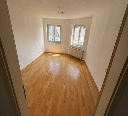 Helle 4-Zimmer-Wohnung in Aachen-Mitte