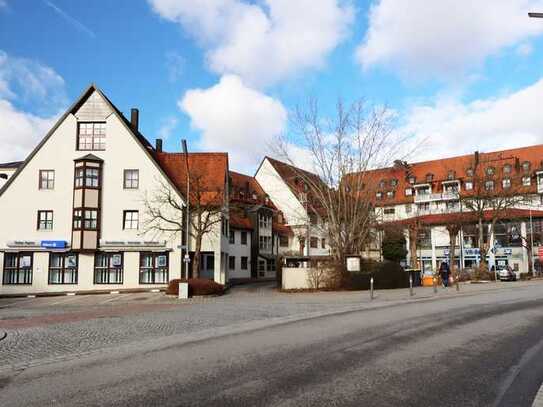 Charmante 3-Zimmer-Wohnung im Herzen von Haimhausen – 1. Etage – Lift – Loggia – TG-Stellplatz