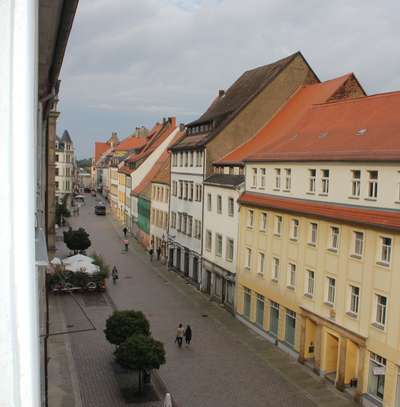 Altstadtflair - Dachgeschoss - Ausblick zum Albertpark - Badewanne - dazu 3 Räume zu vermieten!