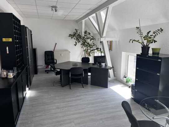 Büro Coswig 33 qm frei