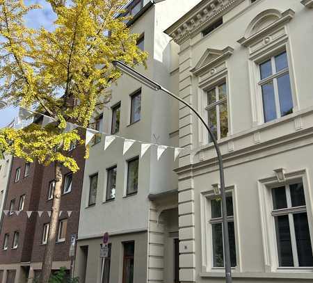 Ehrenfeld-Flair auf der Körnerstraße - Extravagante Dachgeschoss-Maisonettewohnung mit Appartement