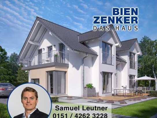 Bien-Zenker: Modernes Zweifamilienhaus mit Rechteck-Erker und Freisitz in Mauer