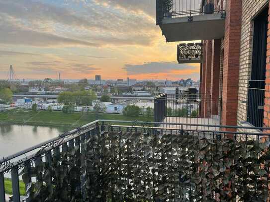 Einzigartiges Loft mit Wasserblick in Mannheim, Innenstadt / Jungbusch