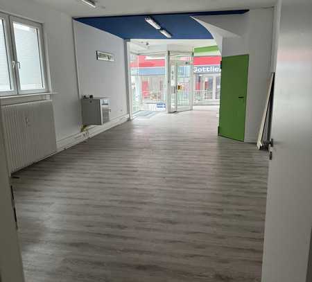 Gewerbefläche Gewerbe Büro Einzelhandel 100 m² - zentrale Lage