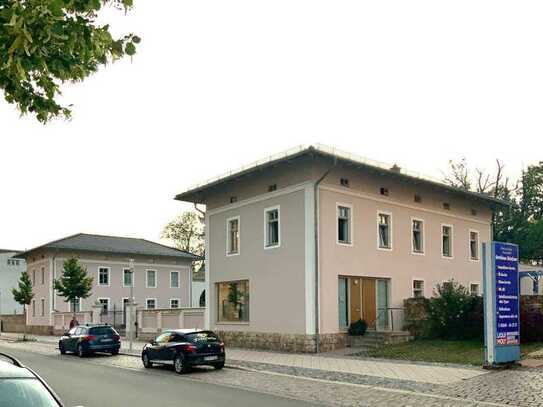 4 Raum-Wohnung in historischem Villa-Ensemble Heizung ca. 70 kWh/(m²a) Warmwasser ca. 16 kW/(m²a)