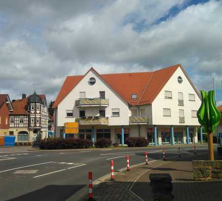 Gepflegte Wohnung mit drei Zimmern und Balkon in Dermbach