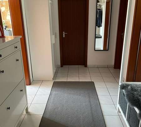 Attraktive 3,5-Zimmer-Wohnung mit Balkon und Einbauküche in Neukirchen-Vluyn