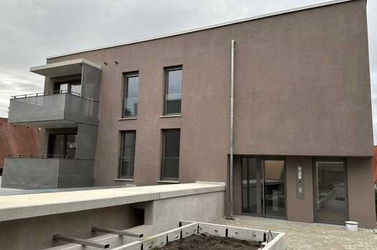 Neuwertige 3,5 Zimmer Whg. in schöner Randlage