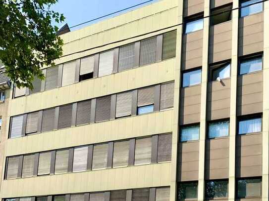 Moderne Bürofläche mit riesiger Dachterrasse in zentraler Lage