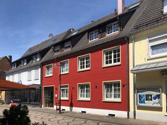 Mehrfamilienhaus in der Fußgängerzone Breisach