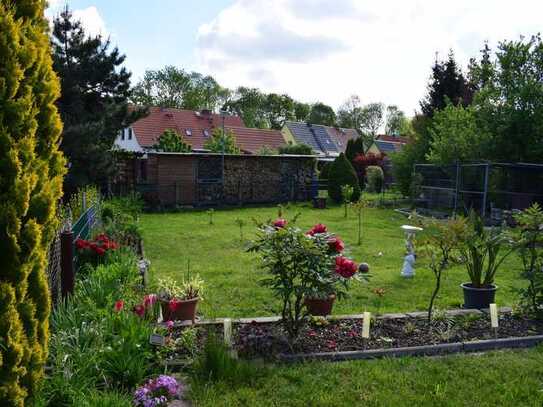 3 Raum Wohnung mit Garten am Haus