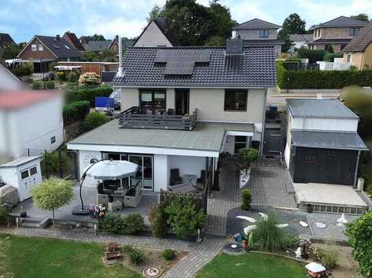 Vielseitiges Zweifamilienhaus mit Weitblick