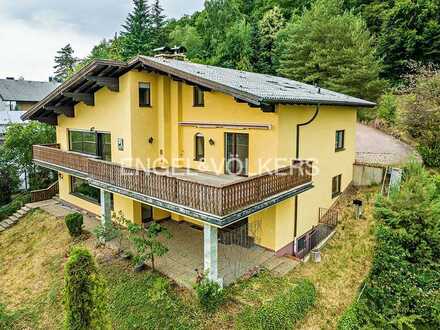 Exklusives Einfamilienhaus mit überwältigender Fernsicht über den südlichen Odenwald