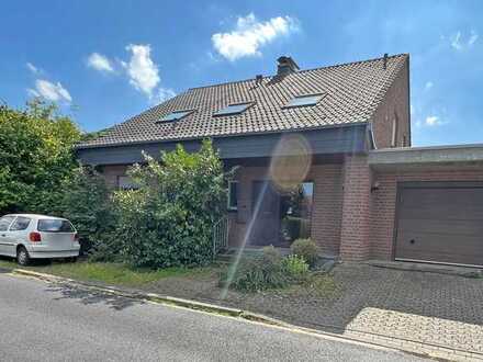 Mehrgenerationenwohnen! Einfamilienhaus mit Einliegerwohnung in Xanten-Stadt zum Verkauf!