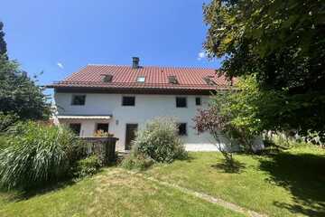 Freistehendes Wohnhaus mit großem Garten in toller Wohnlage - Bergatreute