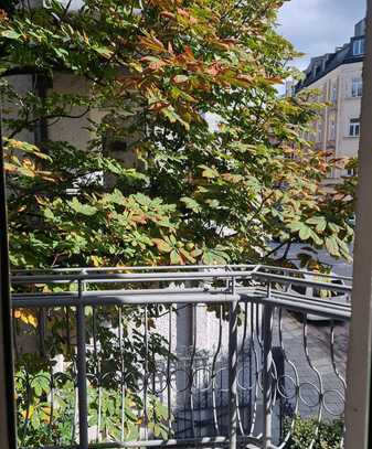 helle2-Zimmer-Wohnung mit Balkon und EBK in München Schwanthalerhöhe