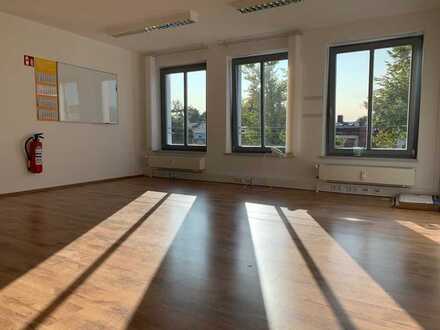 Attraktive Büroeinheit in repräsentativer Stadtvilla, zentrale Lage