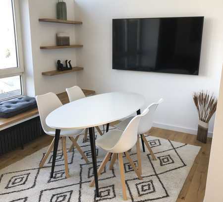 Buena Essential M | Möblierte 61m² Wohnung mit 2 Zimmern in Düsseldorf