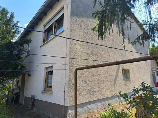 Preiswertes 4-Zimmer-Einfamilienhaus in Würzburg Unterdürrbach