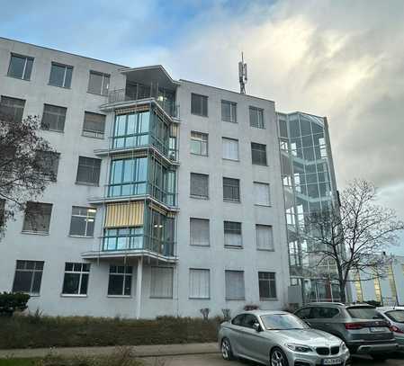 Büroflächen in Darmstadt Nord im Bürohaus zu vermieten