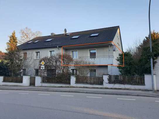 Schöne 2-Zimmer-Wohnung mit Balkon und Loggia und EBK in Schwabach