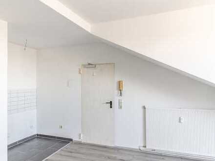 NEU *Paul & Partner* IHRE DACHGESCHOSS WOHNUNG IN DER STADTMITTE !