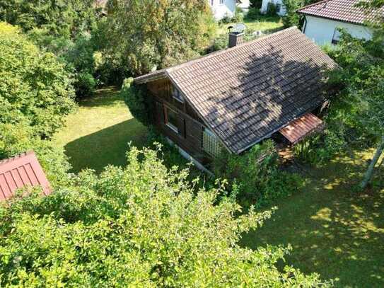 Ferienimmobilie in Sandersdorf, Vollholzhaus auf schönem Südgrundstück mit Schlossblick