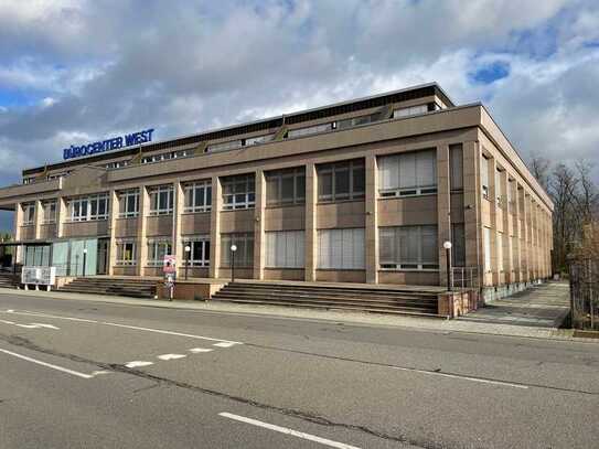 Tiefgaragenplatz, 300 Meter zur Autobahn