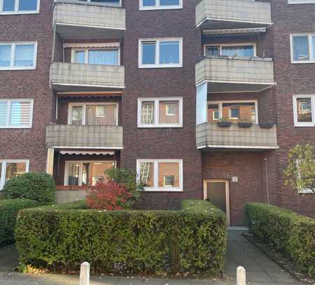 2,5 Zimmerwohnung mit Balkon in zentraler Lage von Hamburg-Eilbek