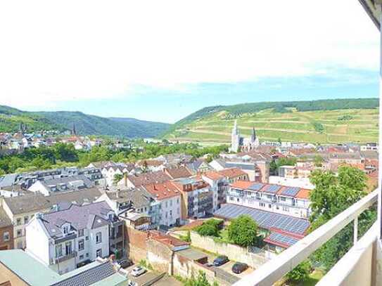 Sehr schöne 4- Zimmer- ETW in BINGEN/ RHEIN- zwei Balkone- super Aussicht und Rheinblick!