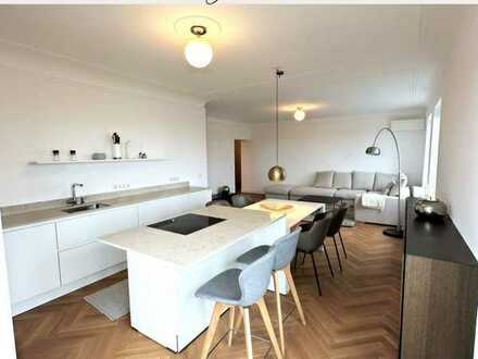Luxuriös ausgestattete 4-Zimmer-Wohnung mit traumhaftem Rheinblick
