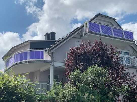 Wunderschöne gepflegte Maisonette-Wohnung mit Fernblick in bevorzugter Lage