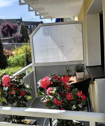 70 m² Wohnglück +Service: Frisch renovierte 3,5-Zimmer-Wohnung mit Balkon zum Garten ideal für Paare