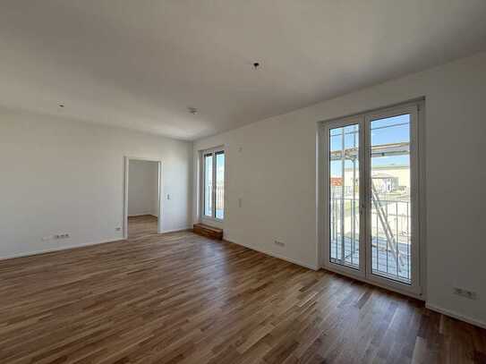 The Penthouse! Lichtdurchflutete 2-Zimmer Wohnung mit großer Terrasse