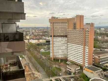 Beeindruckende Aussicht im Uni-Center Köln-Sülz