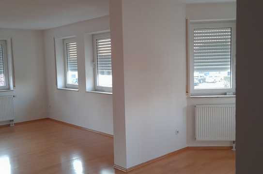 Attraktive 3-Zimmer-Wohnung mit Balkon und EBK in Reutlingen