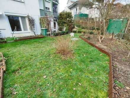 Seltenheitswert: 2,5-Whg. mit 148 m² großen Garten - inkl. Terrasse, Außenstellpl. & TG-Stellplatz