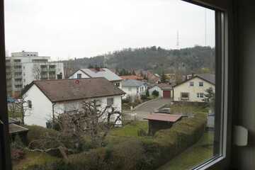 ruhige 1 1/2 Zi-Wohnung mit toller Aussicht