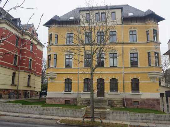 Sehr schöne 5-Zimmer-Wohnung mit Dachterrasse