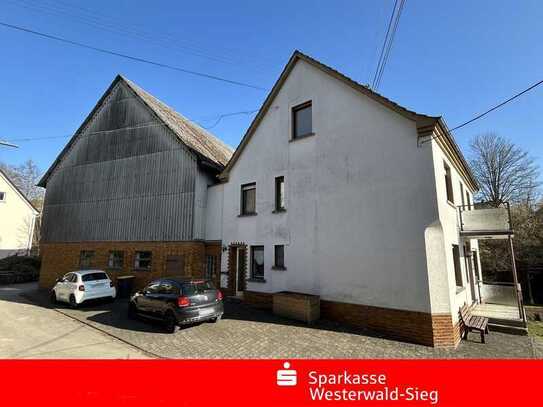 Ehemaliges Bauernhaus mit viel Platz und großer Scheune in ruhiger Lage Nähe Altenkirchen