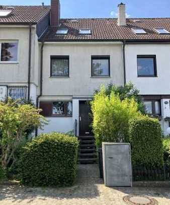 *Hi.-Bockfeld* 152 m² großes RMH mit Terrasse und Garten.