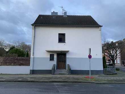 *** Wohnung auf zwei Ebenen mit Garten im Zentrum von Aachen-Eilendorf***